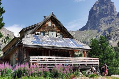 Agrandir l'image 8 sur 10, fenêtre modale